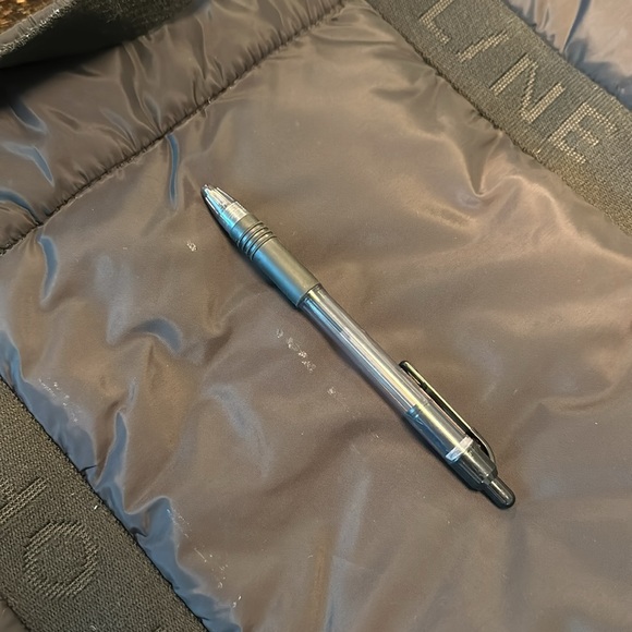 Offline by Aerie Quilted Bag - Picture 10 of 10